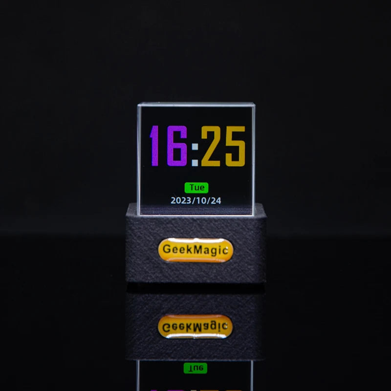 GeekMagic Holographic Weather Display